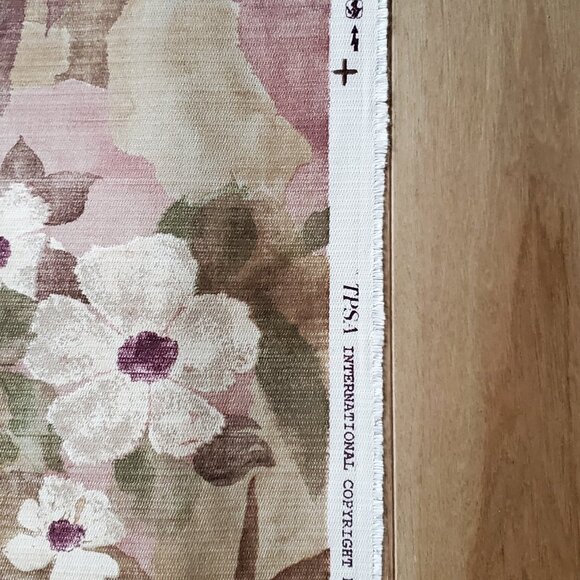 5th Ave Designs Covington Quality Floral Upholstery Fabric NEW 54" x 8 yds Mauve - Picture 5 of 12
